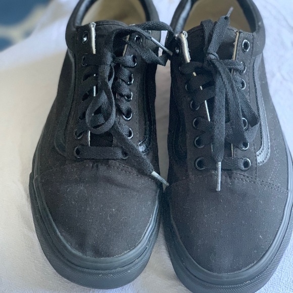 Black Vans - Old Skool Men size 7.5 Women size 9 - Picture 4 of 8